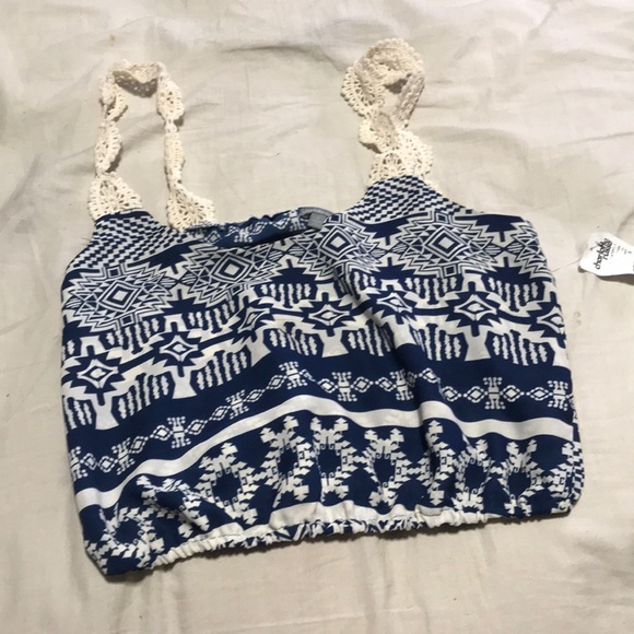Aztec crop top - Picture 1 of 2